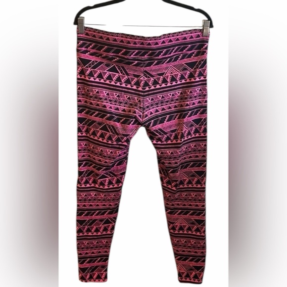 Pink Victorias Secret Leggings Size Large Geometric Print Black/Pink High Rise - Picture 4 of 13